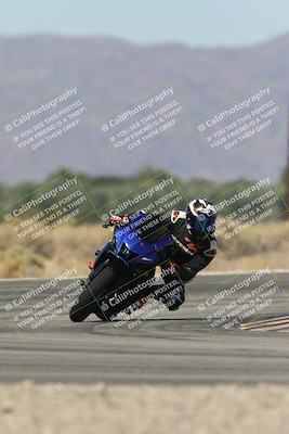 media/Oct-13-2025-Moto Forza (Mon) [[a66d839500]]/4-C Group/Session 3 (Turn 16)/